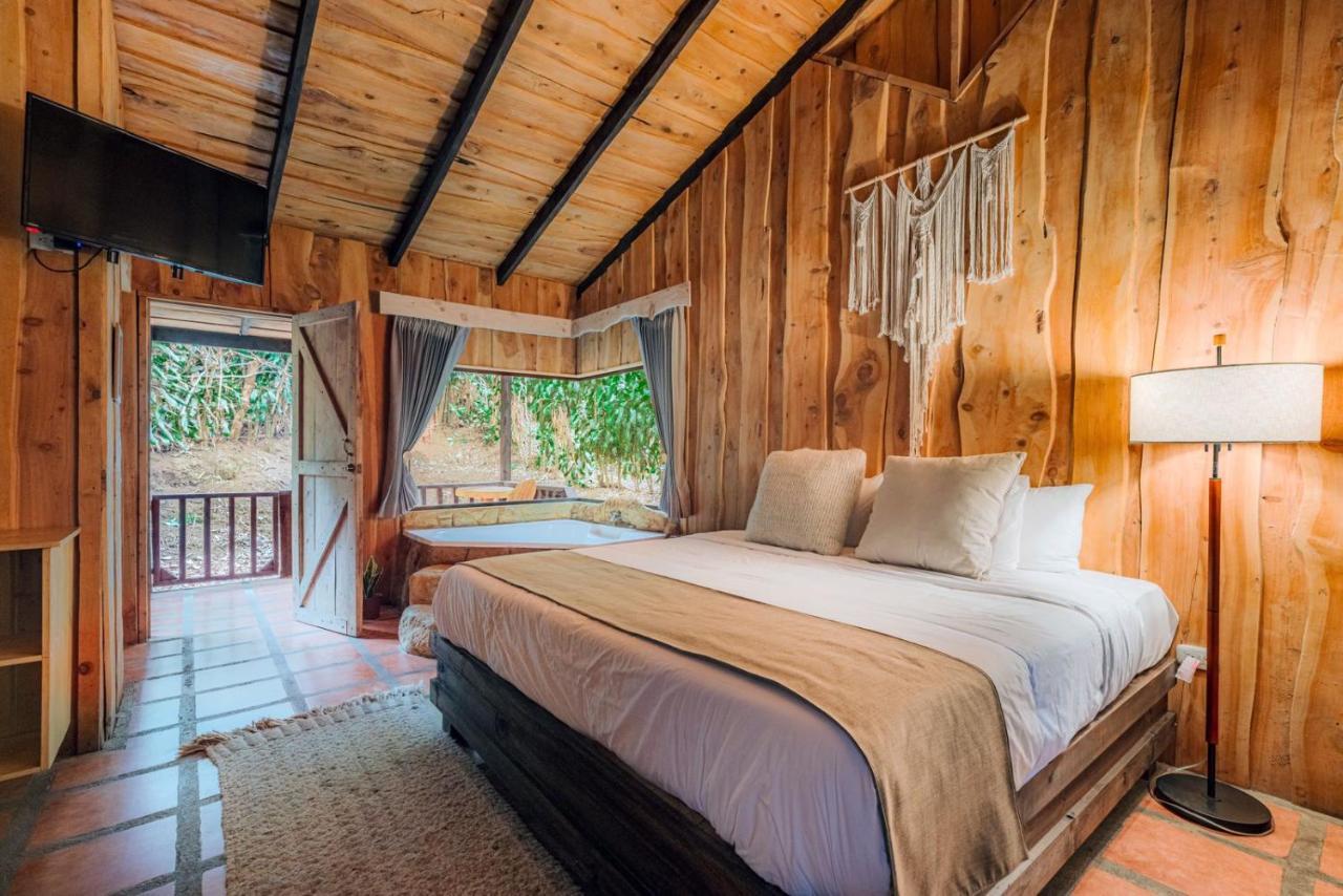 Hotel & Spa Escondite De La Montana Sabana Redonda Ngoại thất bức ảnh